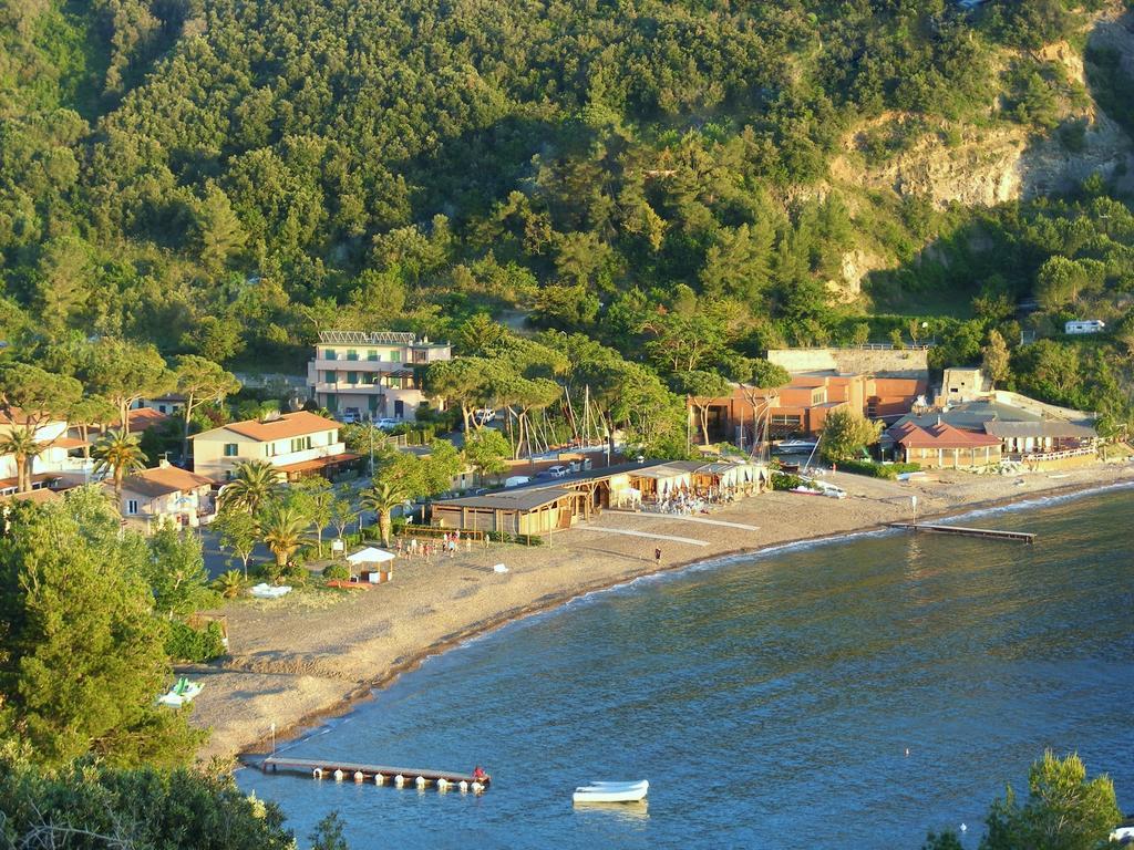 Hotel La Feluca Portoferraio Eksteriør bilde
